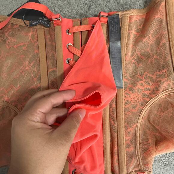 Savage X Fenty Keepsake Lace Corset, Posh Pink, XL - Picture 5 of 7